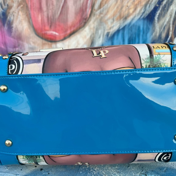 La Philipe purse studs made in Miami new with tag and keychain bag - Picture 3 of 12